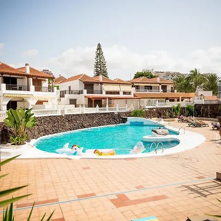 Dom wakacyjny Sunny Large Terrace In Center Of Americas Playa de las Americas (Tenerife)